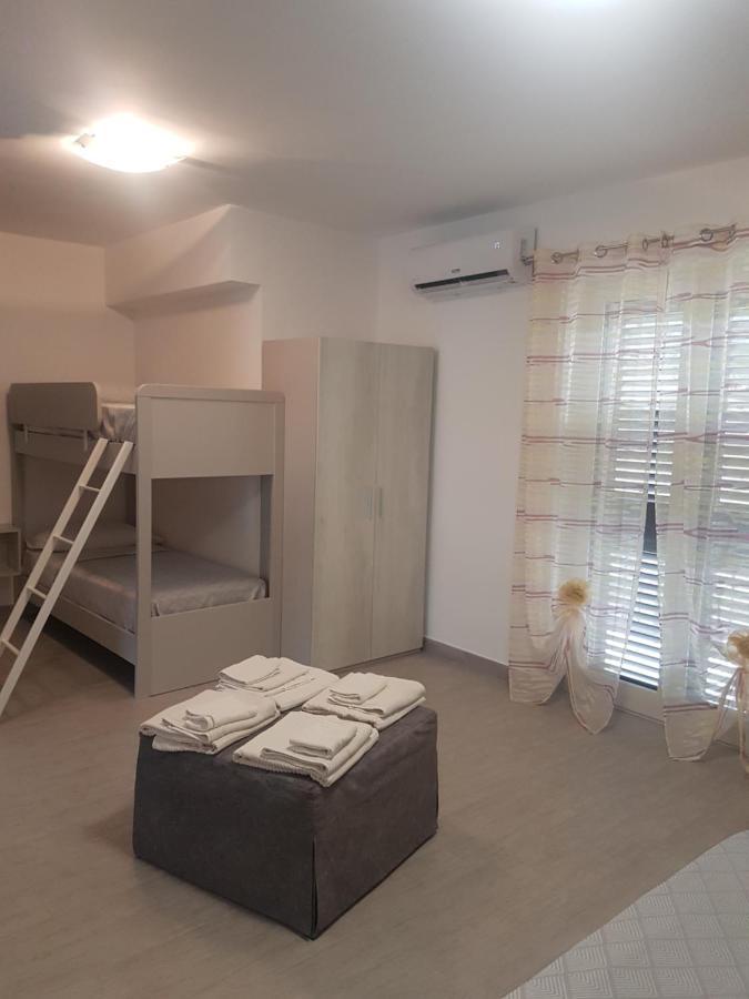 Alba De Mar B&B Roseto Capo Spulico Exteriör bild